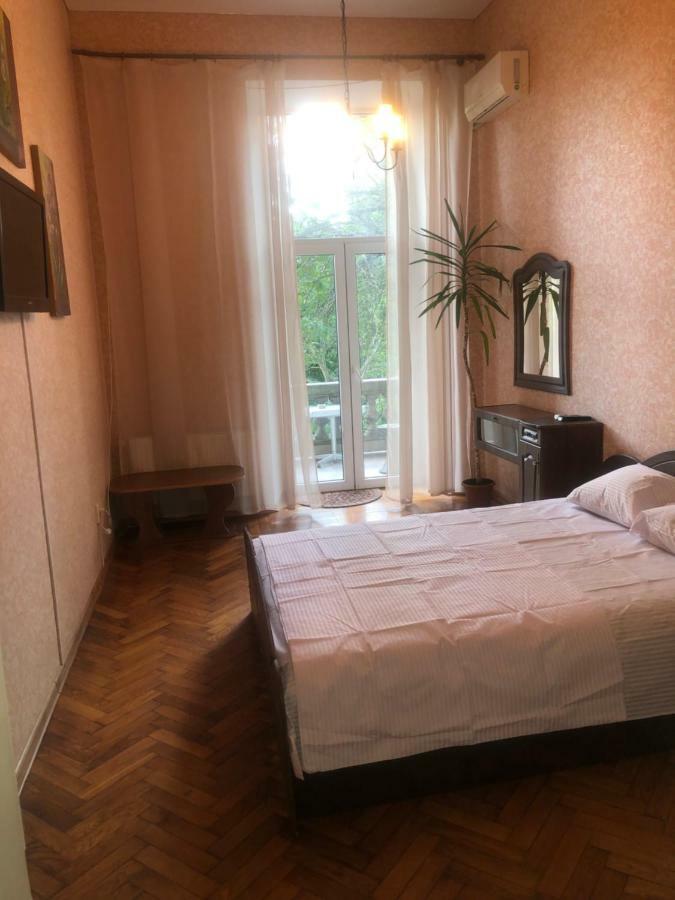Grace Apartments Odessa Extérieur photo